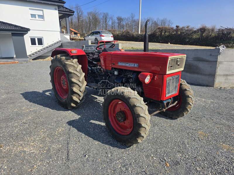 Universal 550DT