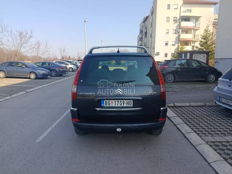 Citroen C8 