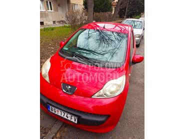 Peugeot 107 1.0