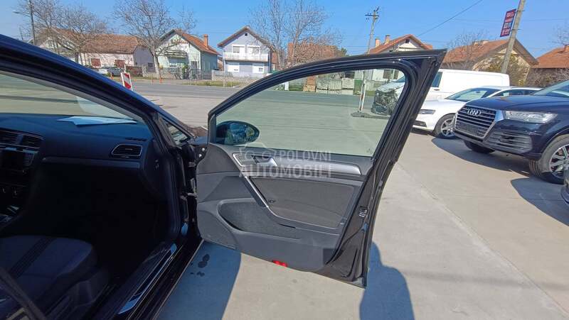 Volkswagen Golf 7 