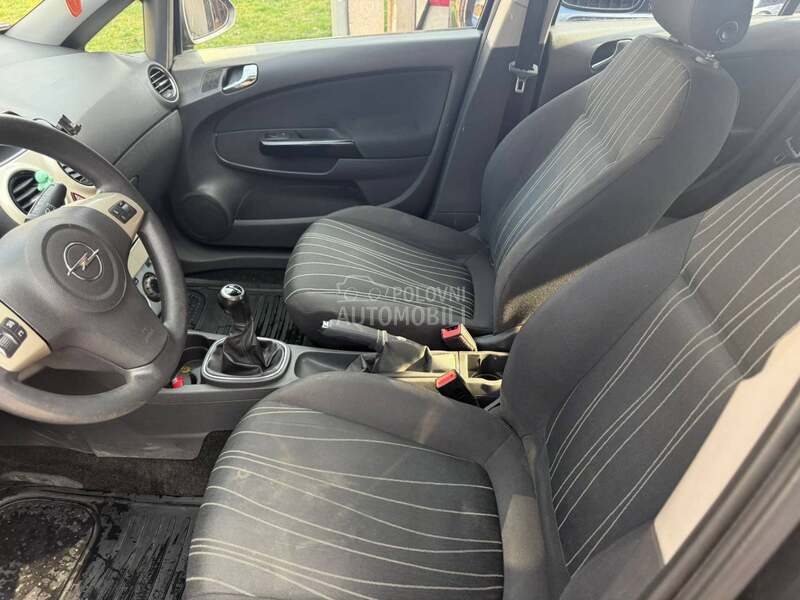 Opel Corsa D 