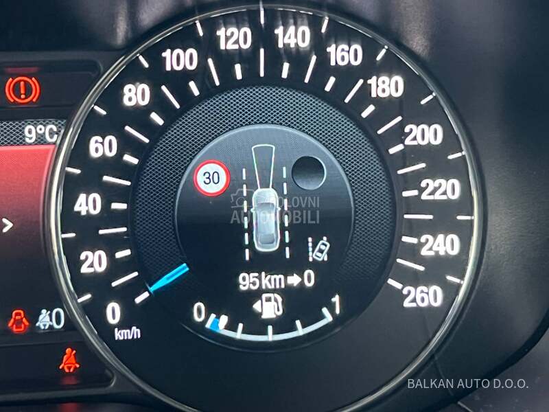 Ford Mondeo 2.0 REZERVISAN