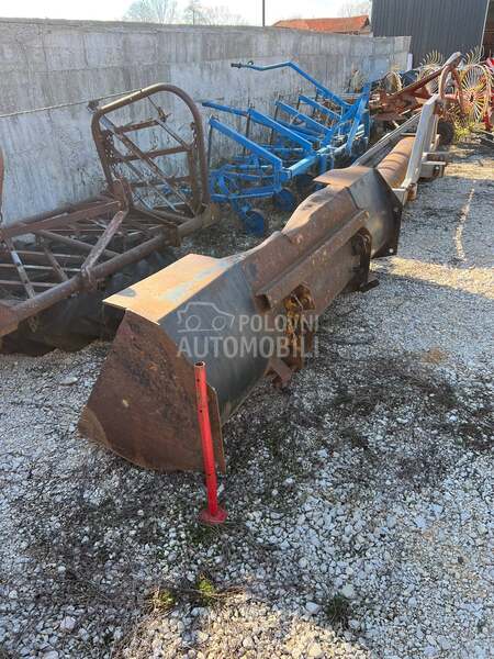 Same 150ks sa utovarnom rokum