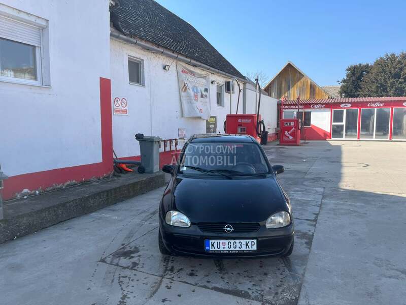 Opel Corsa B 