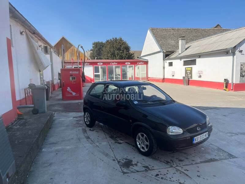 Opel Corsa B 