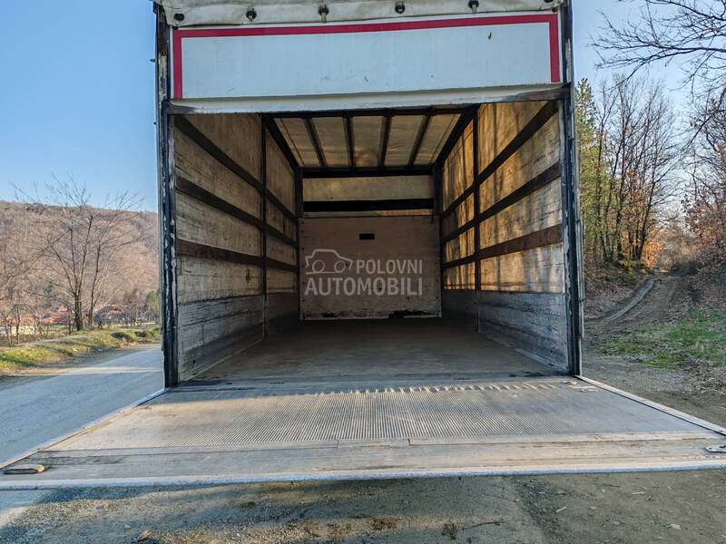 Mercedes Benz Atego 818