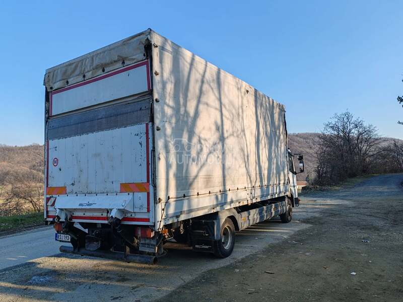 Mercedes Benz Atego 818