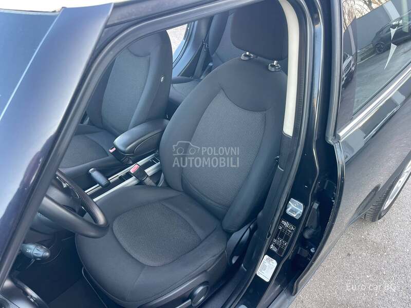 MINI Countryman ONE-D