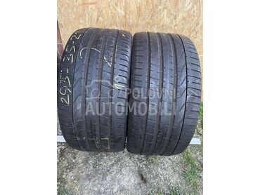 Pirelli 295/35 R21 Letnja