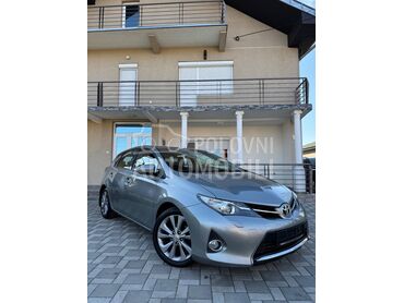 Toyota Auris Exclusive