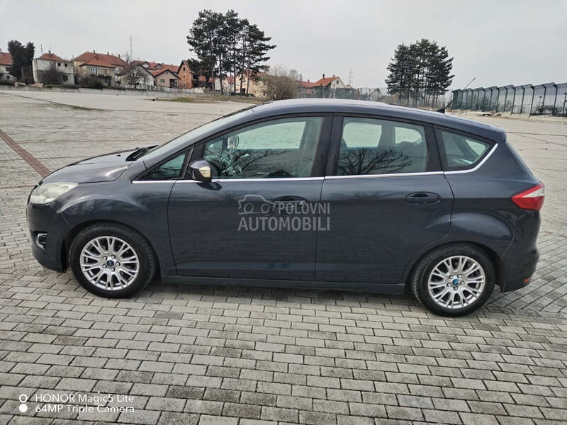 Ford C-Max Titanium