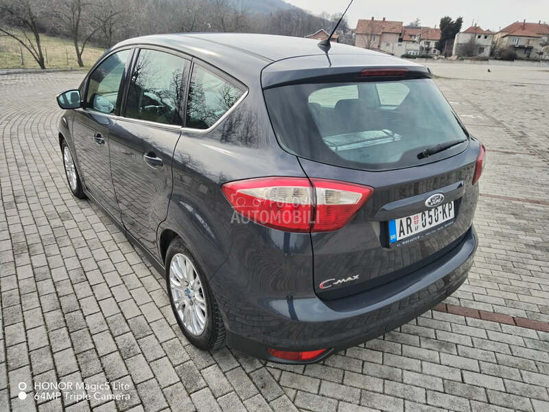 Ford C-Max Titanium