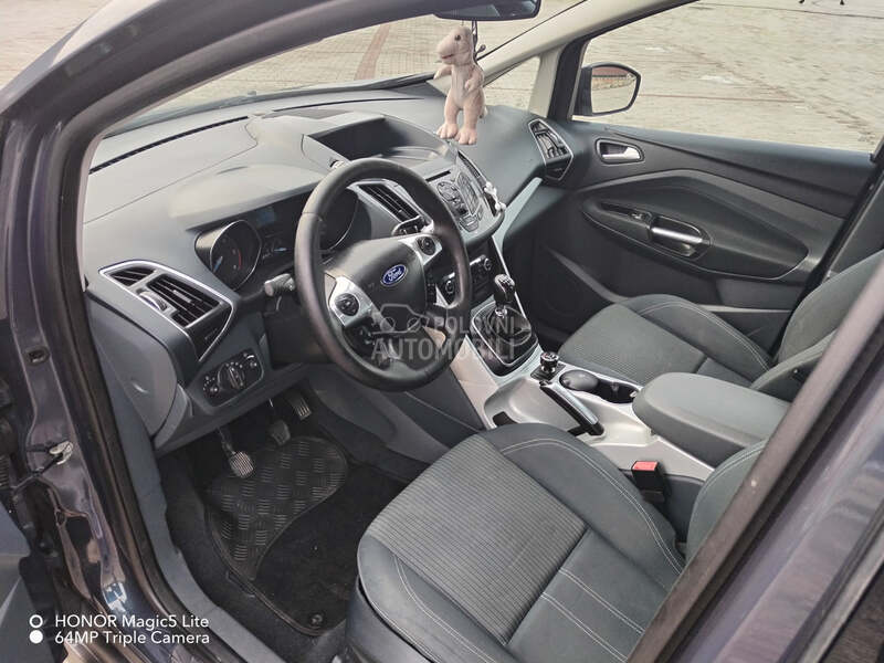 Ford C-Max Titanium