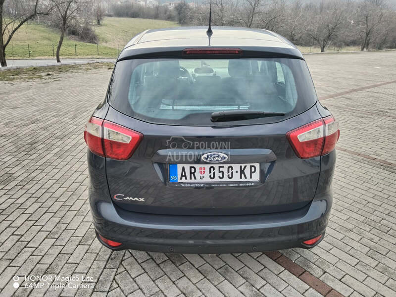 Ford C-Max Titanium