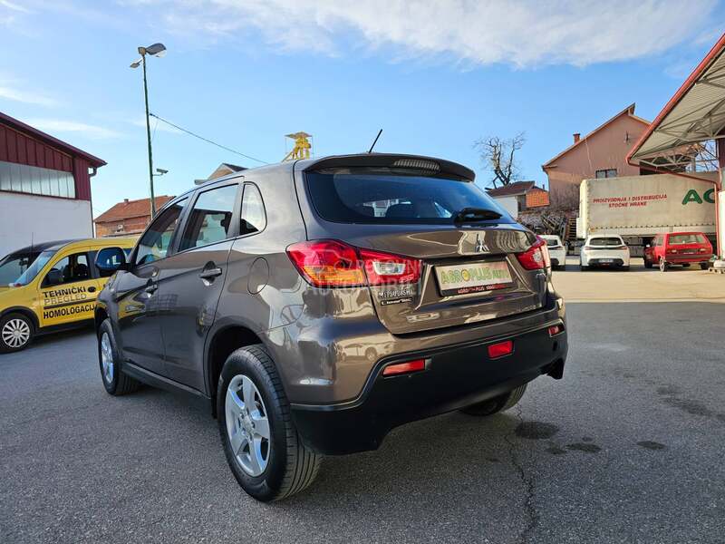Mitsubishi ASX 
