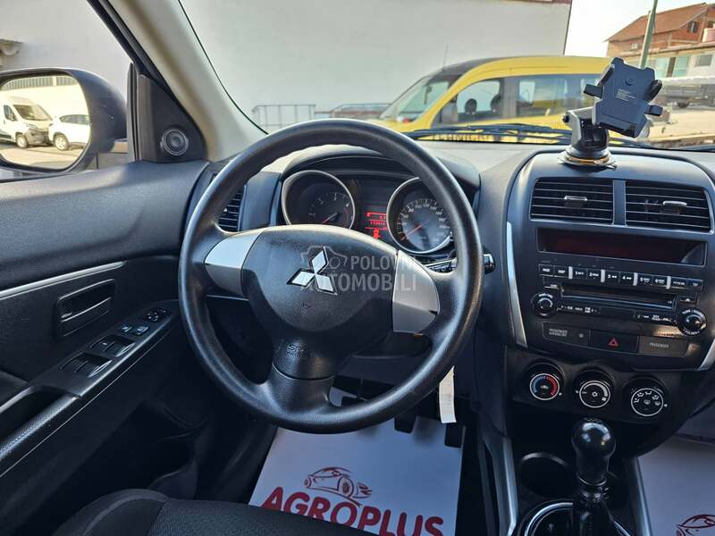 Mitsubishi ASX 