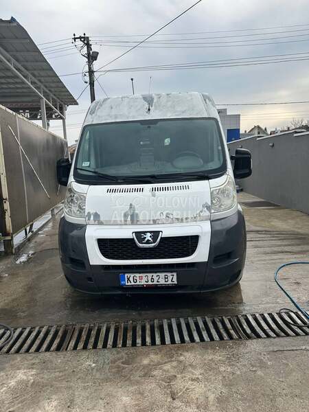 Peugeot Boxer 