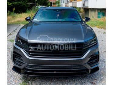 Volkswagen Touareg R line