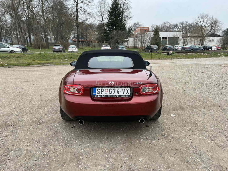 Mazda MX-5 