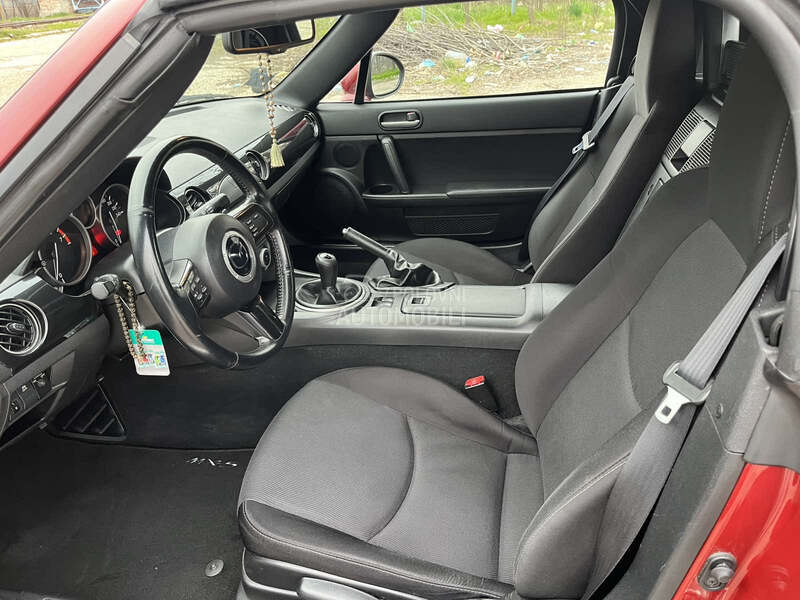 Mazda MX-5 
