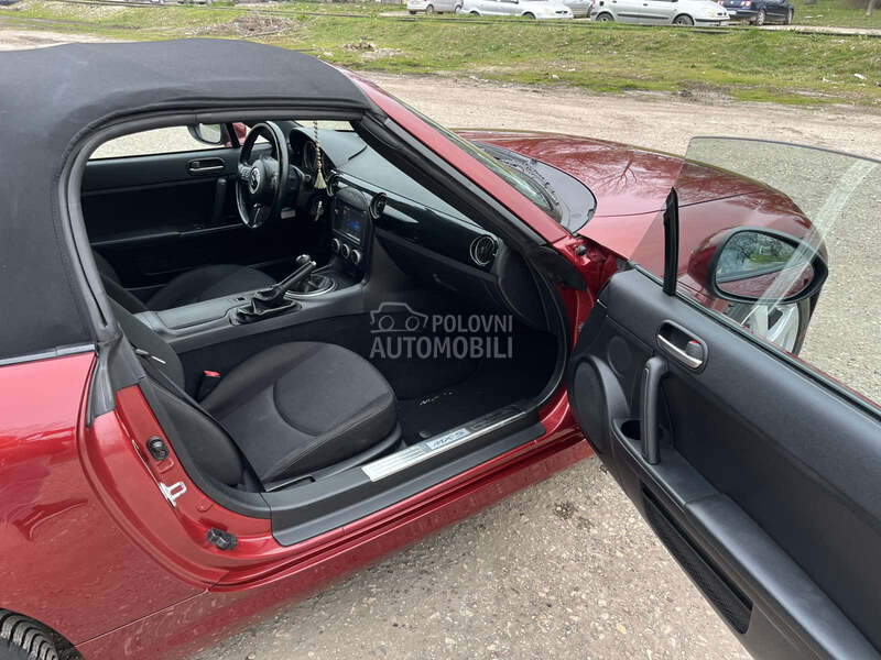 Mazda MX-5 
