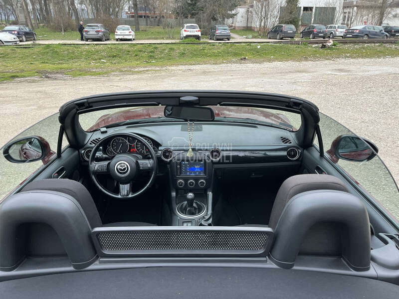 Mazda MX-5 