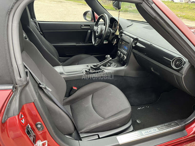 Mazda MX-5 