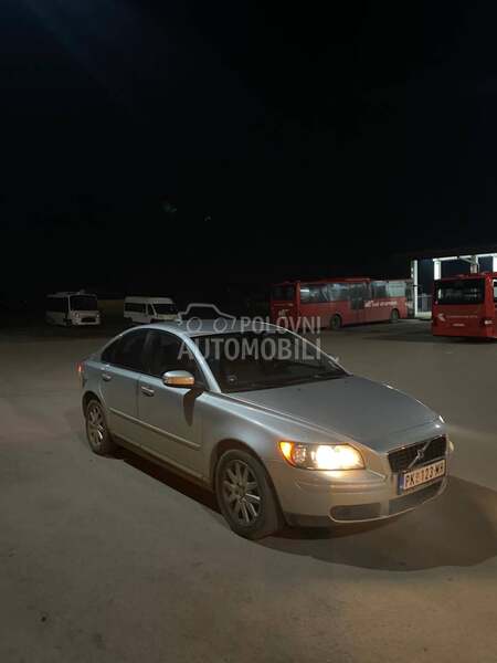 Volvo S40 