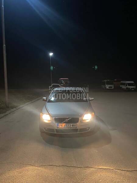 Volvo S40 