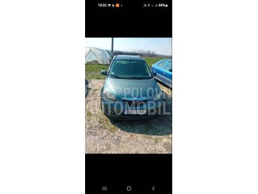 Mazda 2 14 d