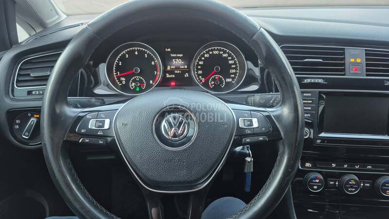 Volkswagen Golf 7 