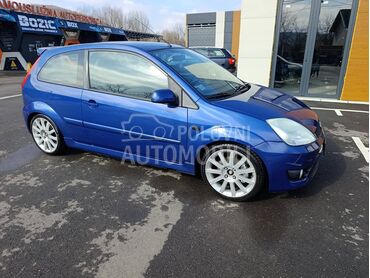 Ford Fiesta ST LINE SPORT.