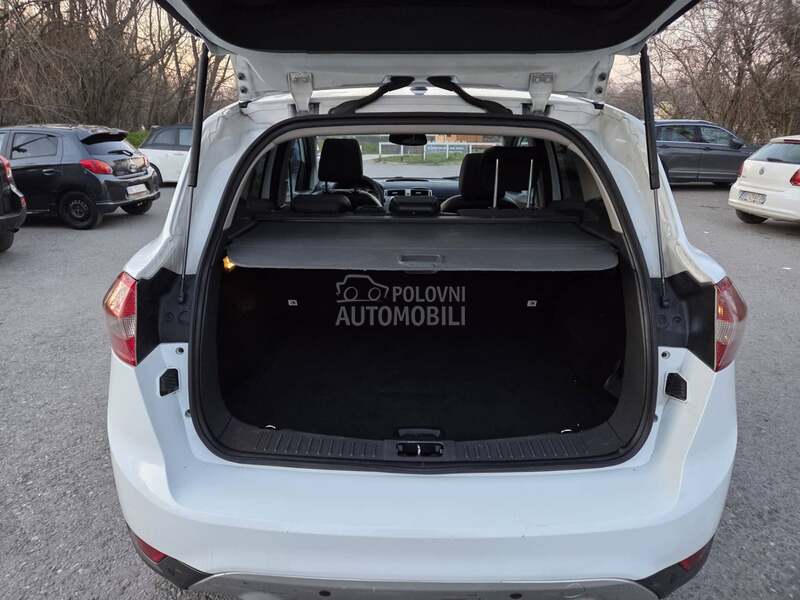 Ford Kuga 4x4 TITANIUM