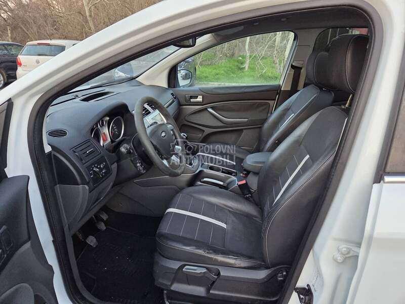 Ford Kuga 4x4 TITANIUM