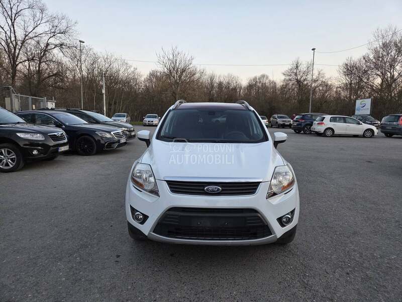 Ford Kuga 4x4 TITANIUM
