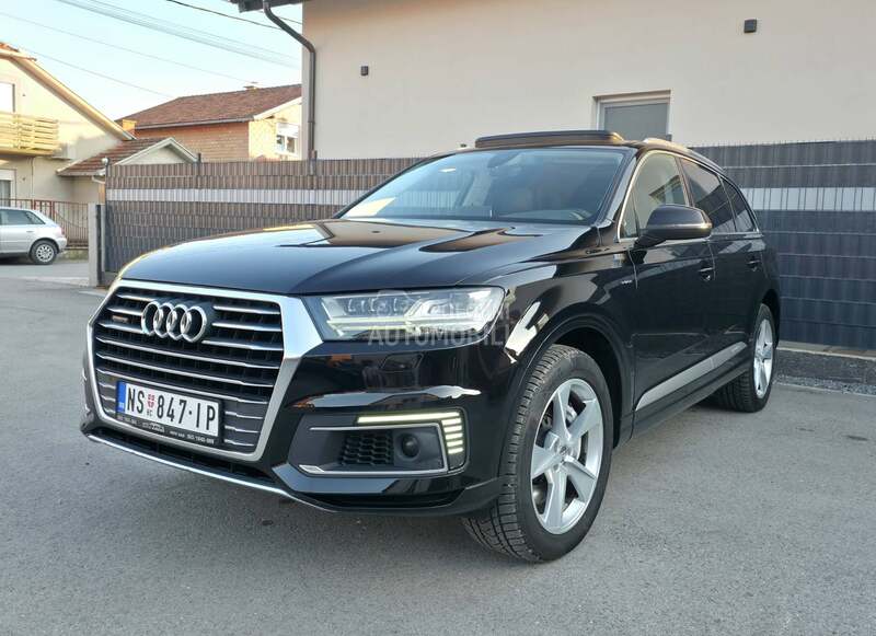 Audi Q7 E-tron  HIBRID