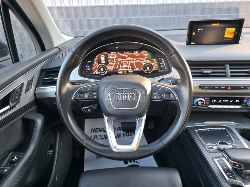 Audi Q7 E-tron  HIBRID