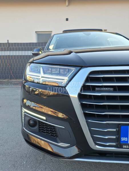 Audi Q7 E-tron  HIBRID