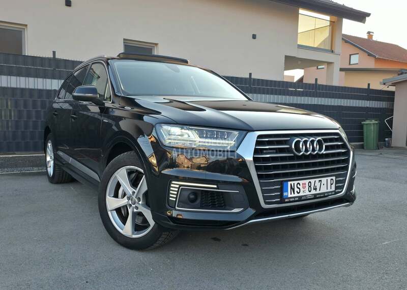 Audi Q7 E-tron  HIBRID