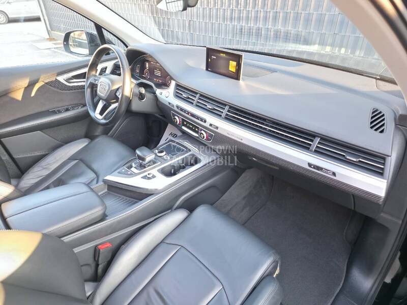 Audi Q7 E-tron  HIBRID