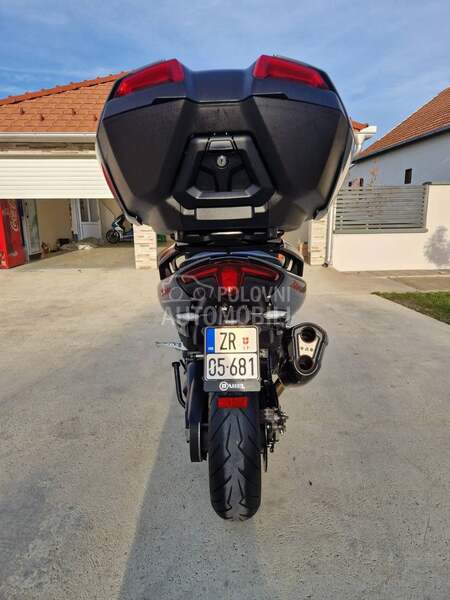 Yamaha T MAX TMAX 560 TECH