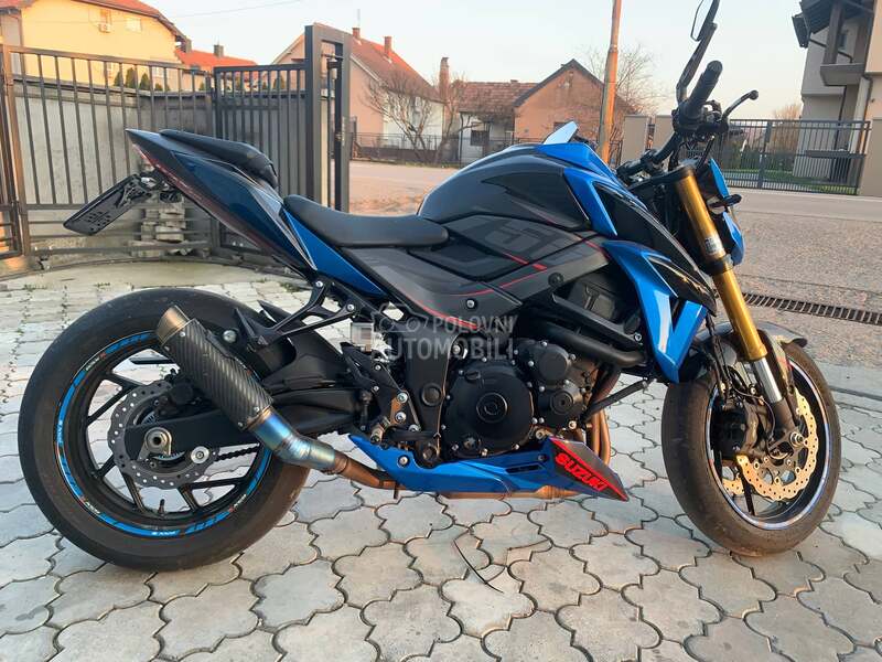 Suzuki gsx s 750