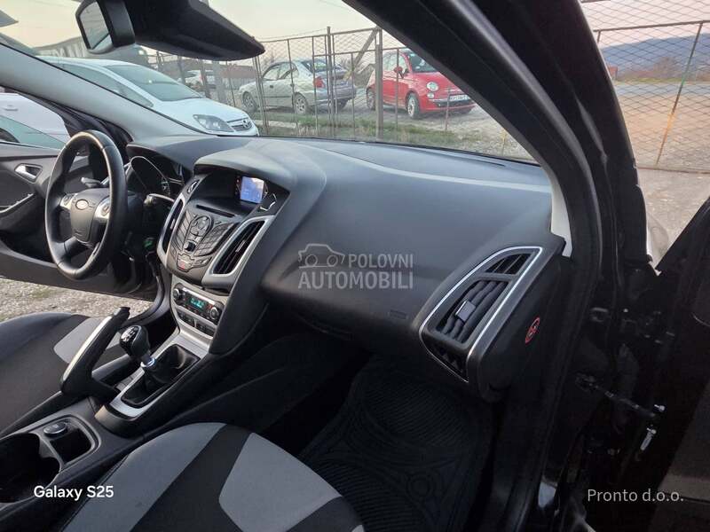Ford Focus 1.6