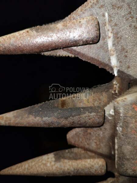 Kuhn valjak Drljača freza ...