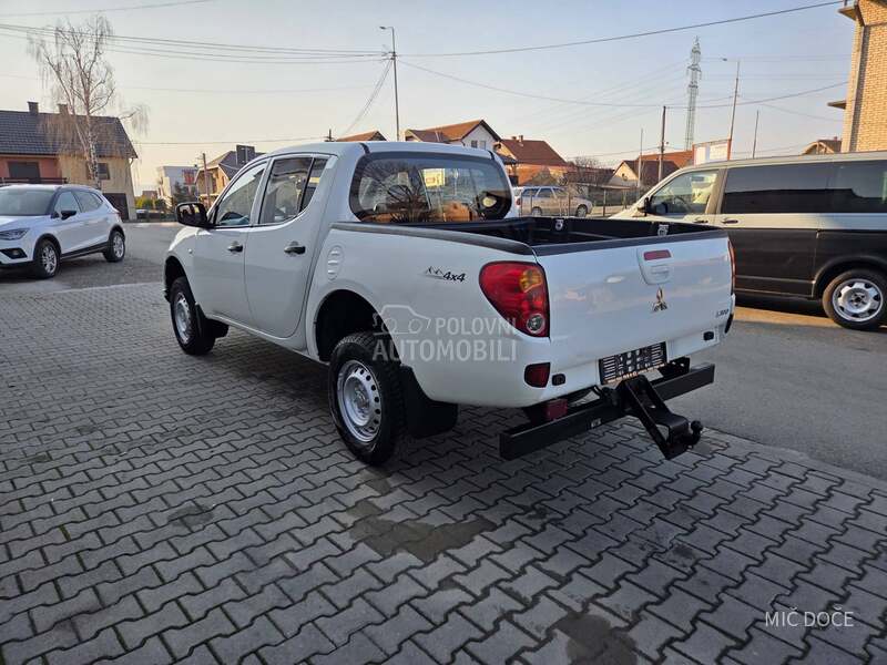 Mitsubishi L200 