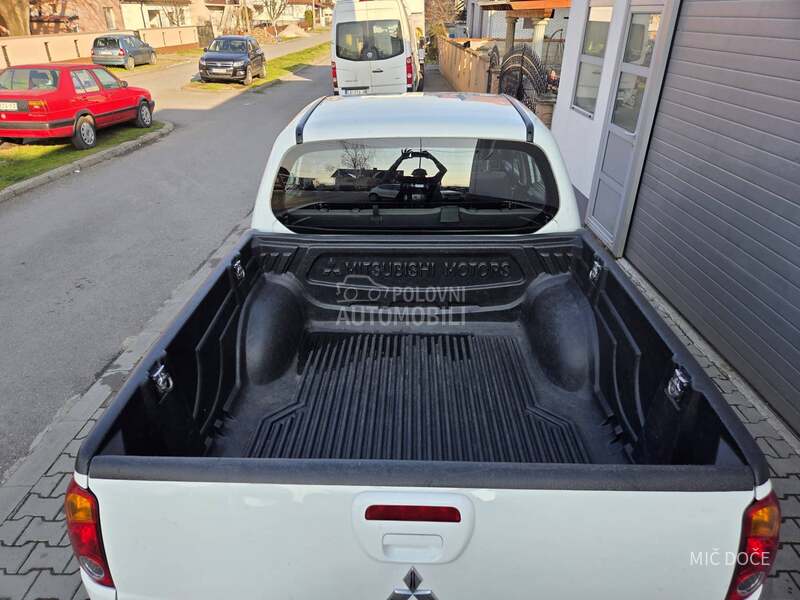 Mitsubishi L200 