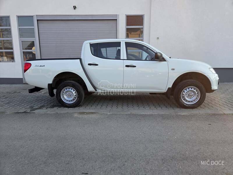 Mitsubishi L200 