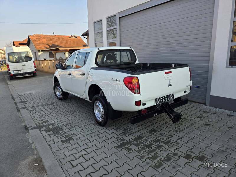 Mitsubishi L200 