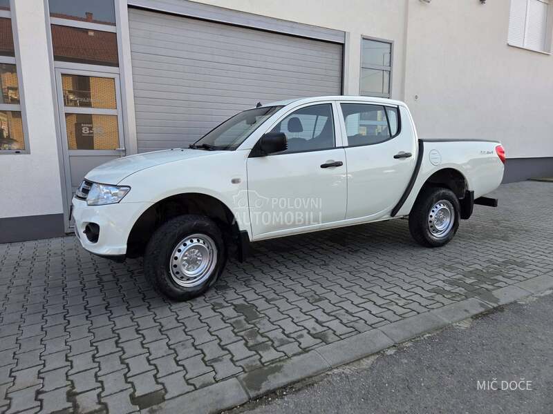 Mitsubishi L200 