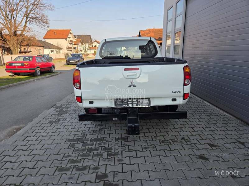 Mitsubishi L200 